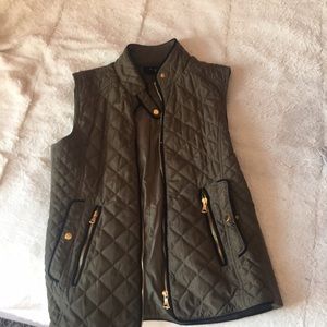Women’s Army Green Vest